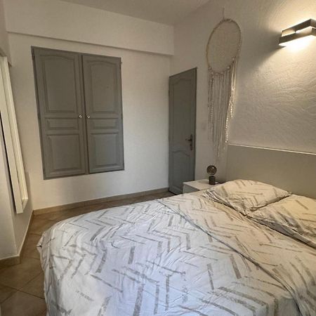 Fabuleux Logement Le Beausset Extérieur photo
