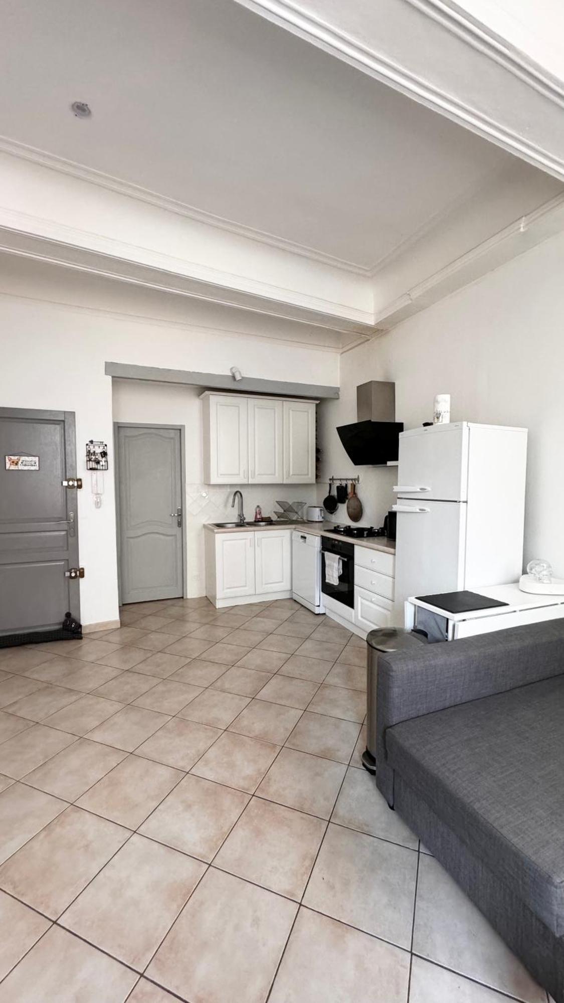Fabuleux Logement Le Beausset Extérieur photo